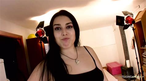 Eine schönheit für sex treffen und genießen verschiedene positionen ausprobieren xHamster