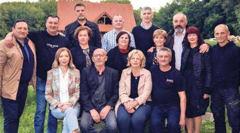 GENERACIJA IZ I OŠ ČAKOVEC Proslavili godina od male mature eMedjimurje hr