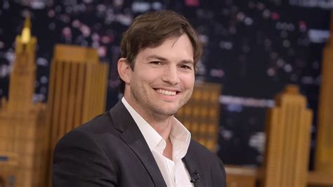 Qué es la vasculitis la enfermedad por la que Ashton Kutcher casi