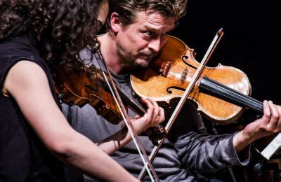 Mit Chamber Music Connects The World Auf Entdeckungstour Gehen Taunus