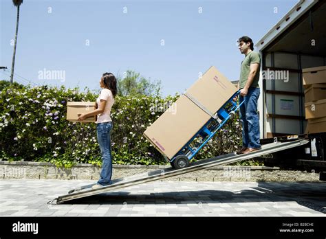 Moving truck ramp hi-res stock photography and images - Alamy