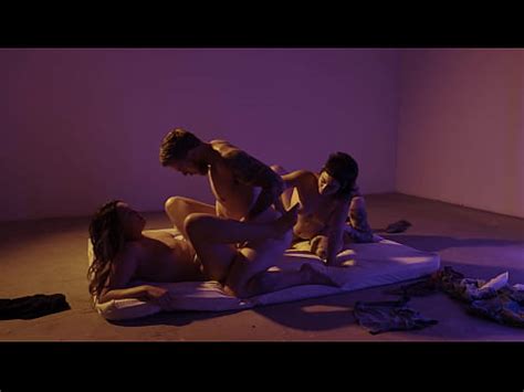 Two Guys And Two Girls Menage A Quatre Oh So SENSUAL Foursome Sex XNXX