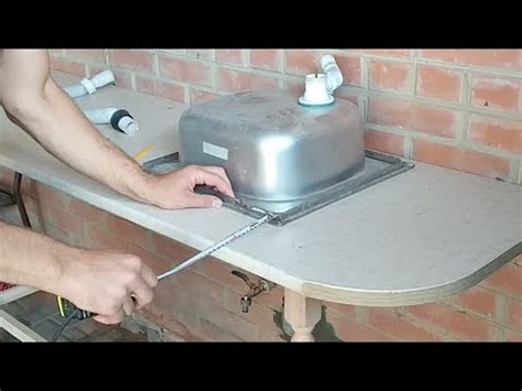 Врезка мойки в столешницу услуги - 88 фото