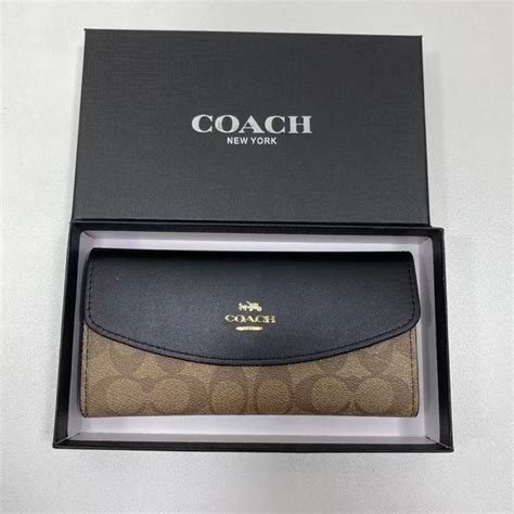 COACH Клатч - купить с доставкой по выгодным ценам в интернет-магазине ...