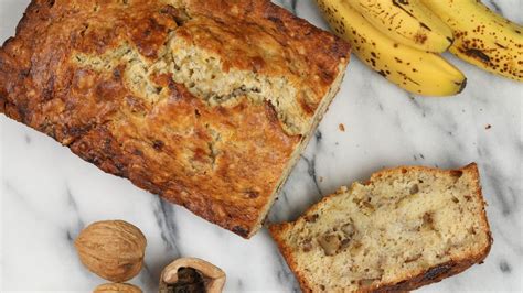 Une recette de banana bread allégée et ultra addictive Le Bonbon