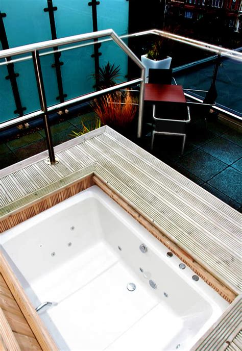 2 Seats For Shared Bathing | Xanadu Deep Soaking Tub