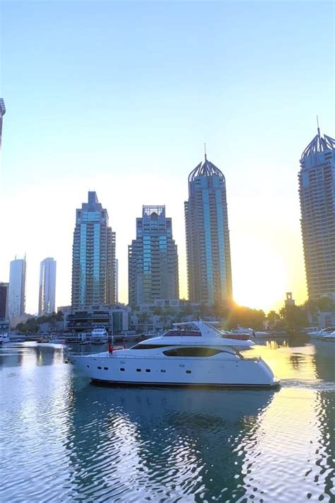 Dubai Marina Xclusive 2hour Yacht Tour DoJoin