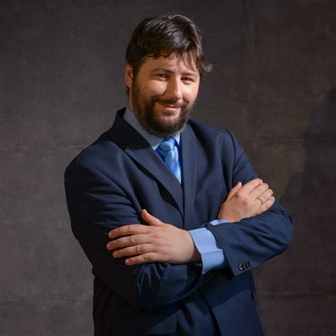 Александр Меркулов