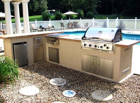 contemporary-outdoor-kitchen-design-with-swimming-pool