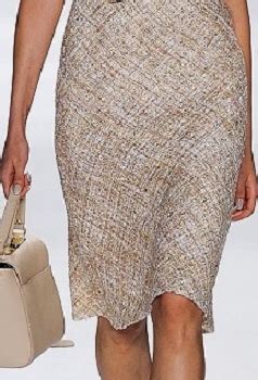 Qual Cor Usar Dourado Amarelo Nude De Frente Para O Mar