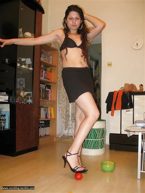 High Heel Food Crushing 10 Nude Pics XHamster