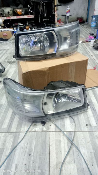 Headlamp Lampu Depan Suzuki New Carry Tayo Original Koito Lazada