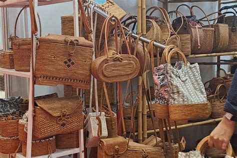 Brand Tas Lokal Di Inacraft Bahan Tenun Hingga Kulit