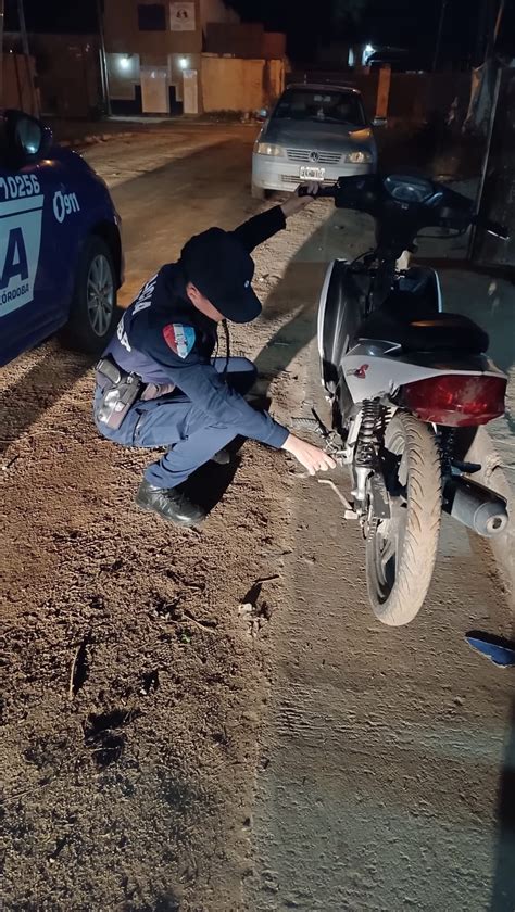 Un Menor Manejaba Una Moto Sin Patente Y Quedó A Disposición De La Senaf El Diario Del Centro