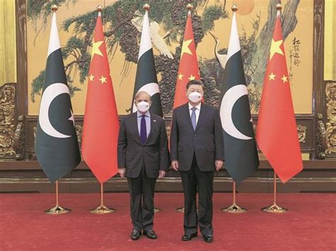 China S Xi Pak Pm Sharif Agree To Launch Bn Railroad Project