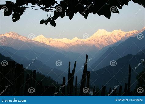 Sunrise Over Himalayan Mountains Stock Photo - Image of mountains ...