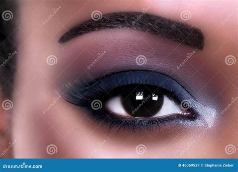 African Eye Makeup Stock Photo - Image: 46069537