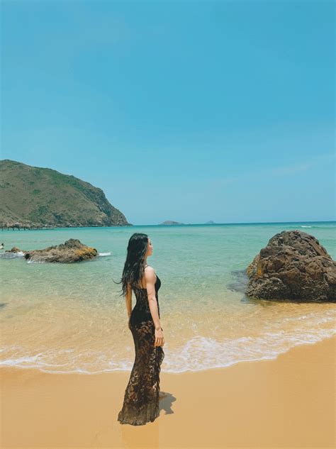 Nữ cầu thủ tuyển Việt Nam diện bikini ren khoe body nóng bỏng Báo Tri thức và Cuộc sống TIN