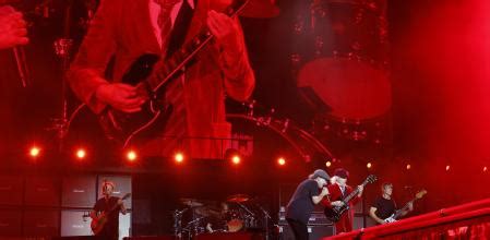 AC/DC rocks Sevilla in their first concert of the tour in Spain