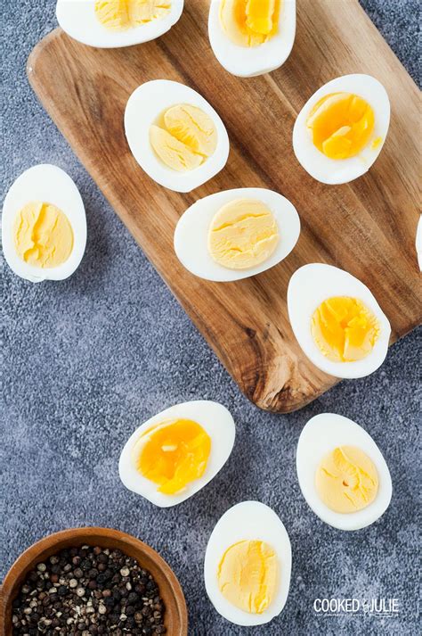 How To Boil Eggs Easy Peel Cooked By Julie Kitchen Tips