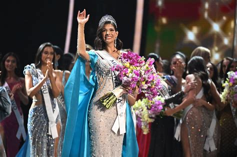 Pageant Congratulations Luna Voce Of Italia Top Model Of The World 2012 First Runner Up