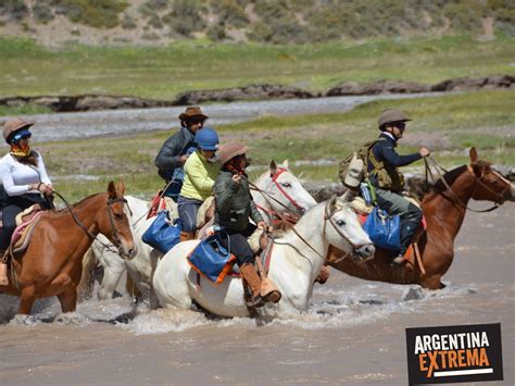 Cabalgata Al Avion De Los Uruguayos