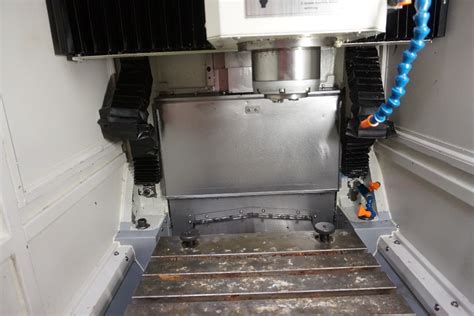 Xyz Op Vertical Machining Centre