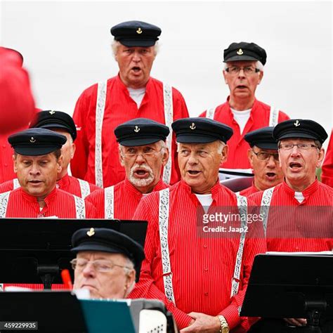 69 Sea Shanty Singers Stock Photos, High-Res Pictures, and Images ...