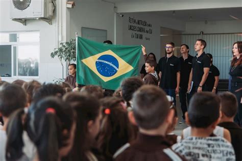 Dia Da Bandeira 10 Coisas Que Você Talvez Não Saiba Sobre O Símbolo Brasileiro Colégio Elcana