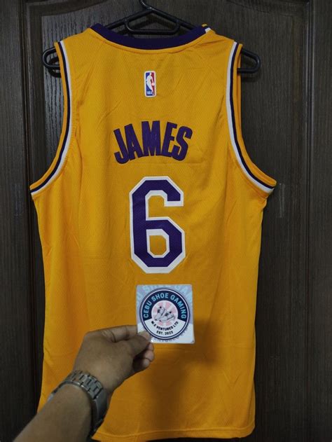 LeBron James LA Lakers NBA Jersey, Men's Fashion, Activewear on Carousell