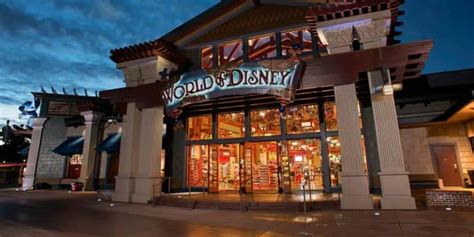 Florida Deputies Resign After Having Sex In Walt Disney World