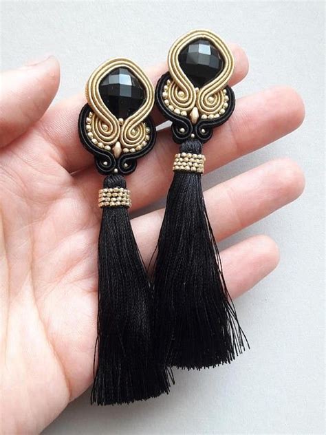 Pin de Anatydesign en bohemian style | Joyas soutache, Soutache, Aretes