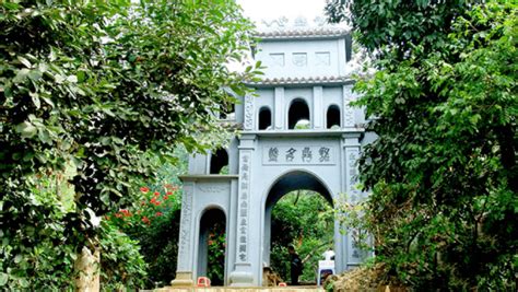 travel bai dinh pagoda ninh binh vietnam destinations