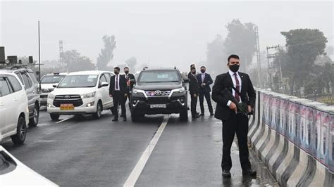 In Pics Pm Modi Convoy Stranded On Flyover In Punjab