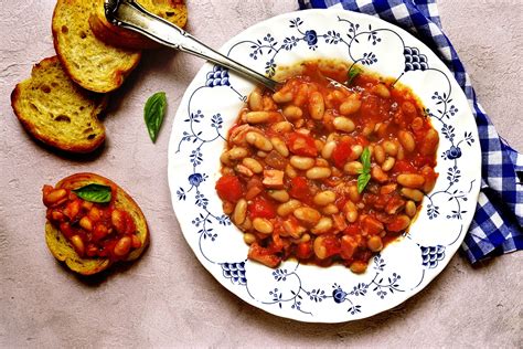 Receita De Sopa De Feij O Tomate E Manjeric O Aprenda A Como Fazer