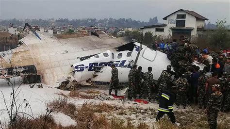 Accidente Avión Nepal Fallecen 50 Pasajeros Tras Incendiarse Un Avión