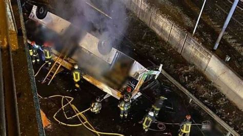 Mestre La Tragedia Del Bus Precipitato Morti Cosa Successo