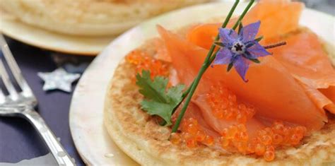 Blinis Maison Au Saumon Fumé Facile Découvrez Les Recettes De Cuisine