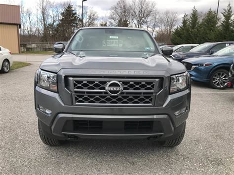 New Nissan Frontier Sv Crew Cab Pickup In Hanover Hanover