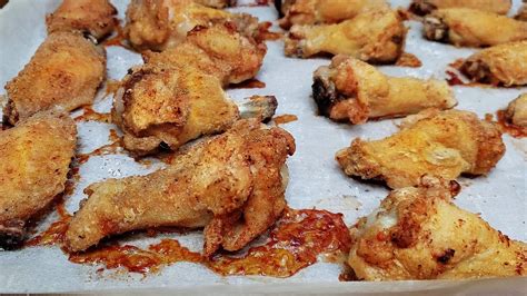 CRISPY BAKED WINGS Easy Oven Baked Wings Recipe