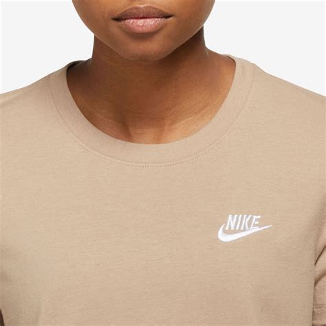 Nike NSW CLUB TEE W | sportisimo.de