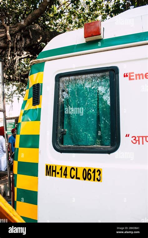 Indian ambulance hi-res stock photography and images - Alamy