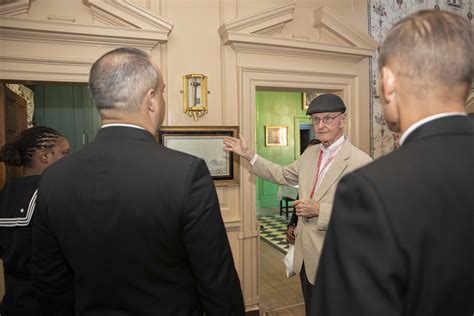 Top USS George Washington Sailors Visit Mount Vernon > United States