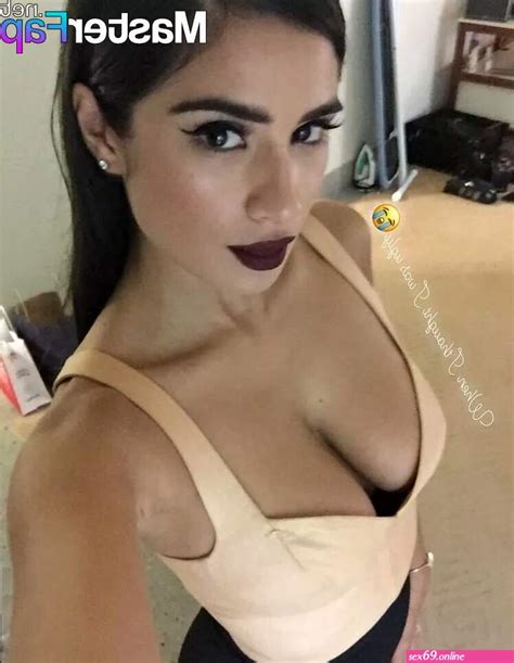 Diane Guerrero Nude Sexy Photos