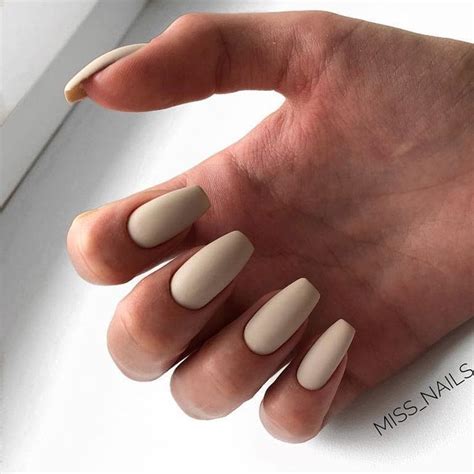 Nude Nails Designs For A Classy Look Nude Nail Designs Elegant