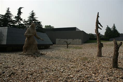 Nanjing Massacre Memorial Museum 24 June 2009 Soberch Flickr