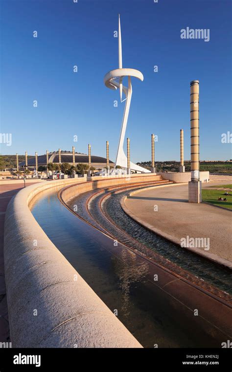 Spanien Fernsehturm Durch Santiago Calatrava Fotos Und Bildmaterial