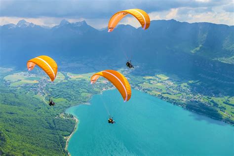 Discovery Tandem Paragliding At Lake Annecy From 90 € Checkyeti