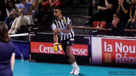 Centre Presse Ligue A Le Calendrier De L Alterna Stade Poitevin Volley