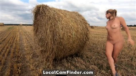 Naked Girl Playing With A Bale Of Straw Eporner